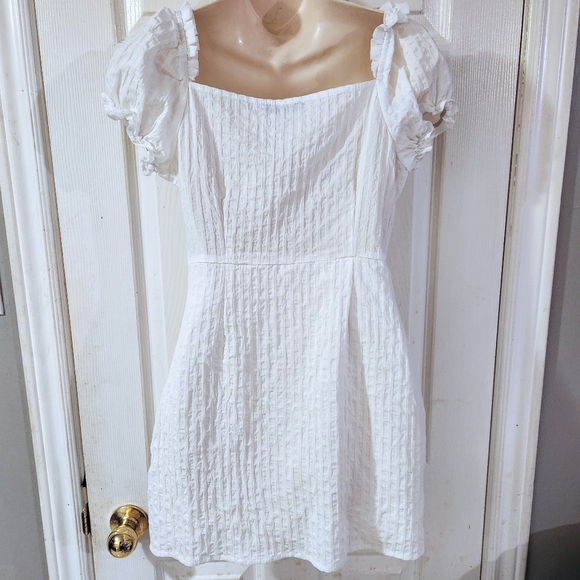 ZARA Sweetheart Neck Puff Sleeve Ruch Frill Trim Tie Front Mini Dress - Picture 4 of 8